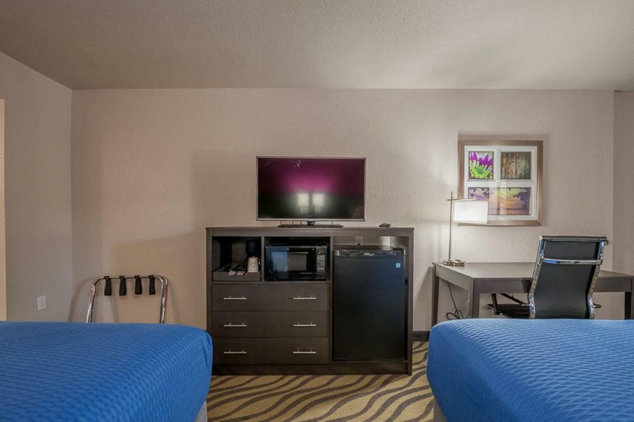 Stratford House Inn Edmond Εξωτερικό φωτογραφία